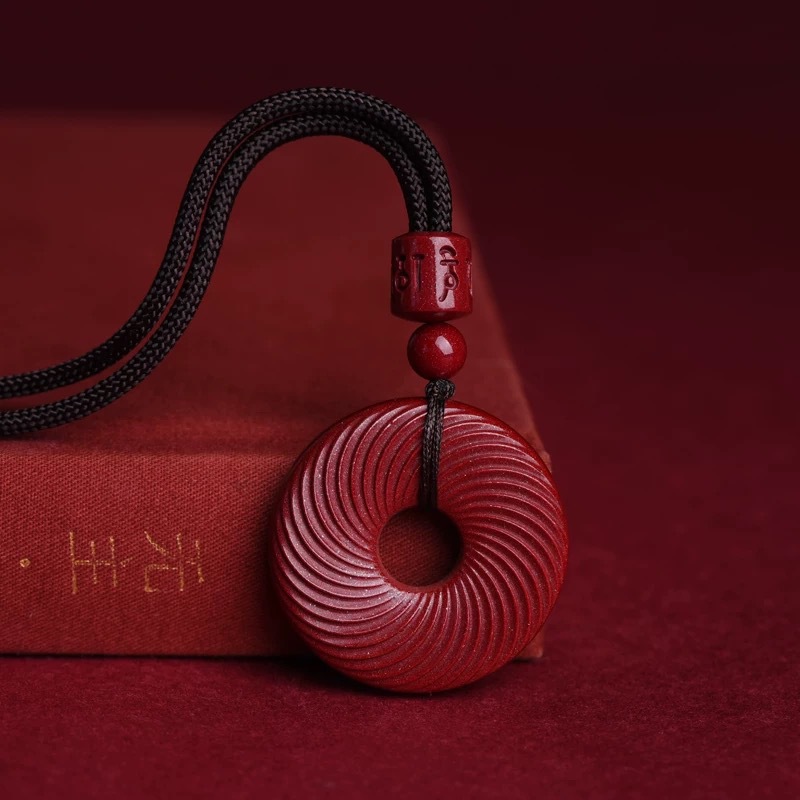 Luxury Gifts Jewelry & Watches Namfleg Mostar - Liontin Gesper Pengaman Motif Ripple Cinnabar