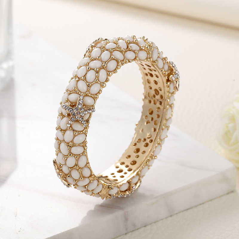 Hadiah Natal Sally's Paradise  - Paradise Jewelry & Watches Llc ulasan dan harga