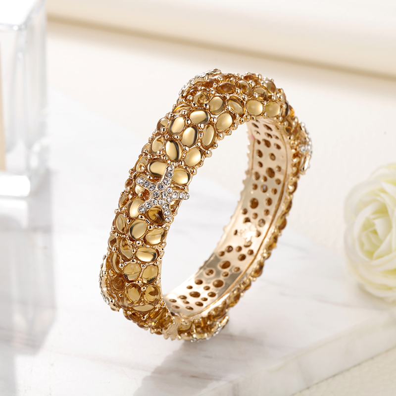 Hadiah Natal Sally's Paradise  - Paradise Jewelry & Watches Llc ulasan dan harga