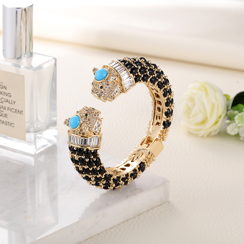 Gelang Hewan Sally's Paradise  - Paradise Jewelry & Watches Llc ulasan dan harga